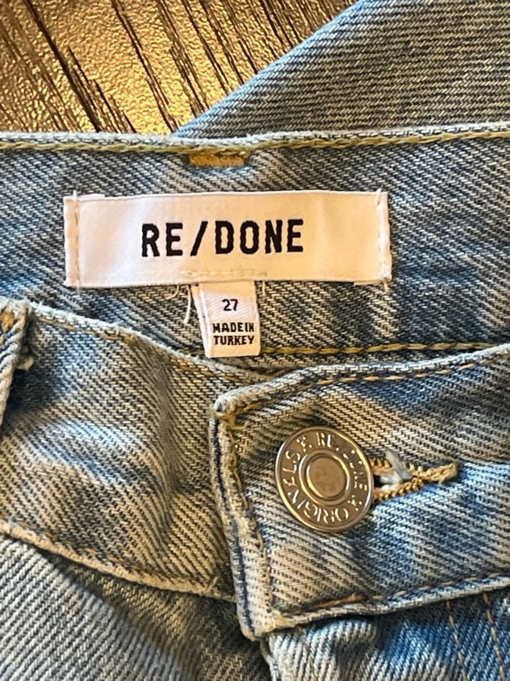 RE/DONE 90’s Mid-Rise Distressed Straight-Leg Jeans - Picture 2 of 3